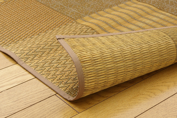 純国産　袋織い草ラグカーペット　「京刺子」　　約191×250㎝　BE　裏