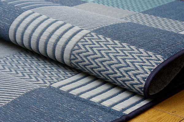 純国産　袋織い草ラグカーペット　「DX京刺子」　　約191×250㎝　BL　アップ