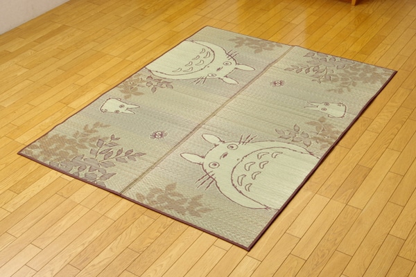 純国産 となりのトトロ い草ラグ 『森のトトロ』 140×180cm　全体