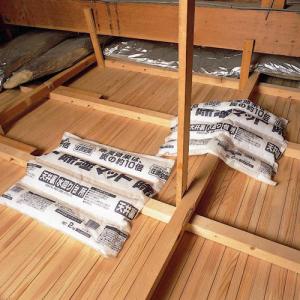 住調空間・天井裏除湿マット　×８個セット