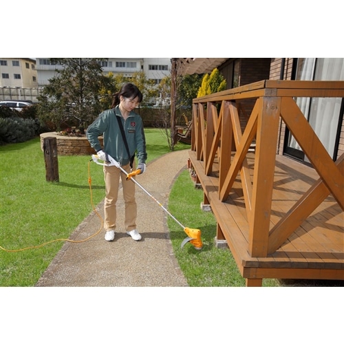 RYOBI(京セラ)電動 刈払機 AK-3000 (京セラ (旧リョービ RYOBI(京セラ)電動 刈払機 AK-3000 (京セラ (旧リョービ