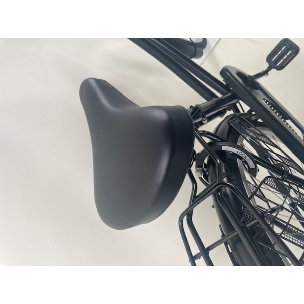 ２６インチ　軽快車　ローラーブレーキ搭載　オートライト　マットブラック