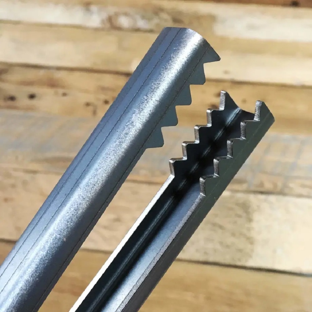 野良ばさみ 黒皮鉄板２．３ｍｍ