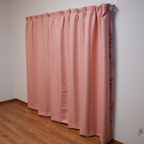 【アウトレット】カーテンフランド　ピンク　４枚組　約幅１００×丈１３５ｃｍ 厚地１００×１３５ｃｍ  レース１００×１３３ｃｍ ピンク