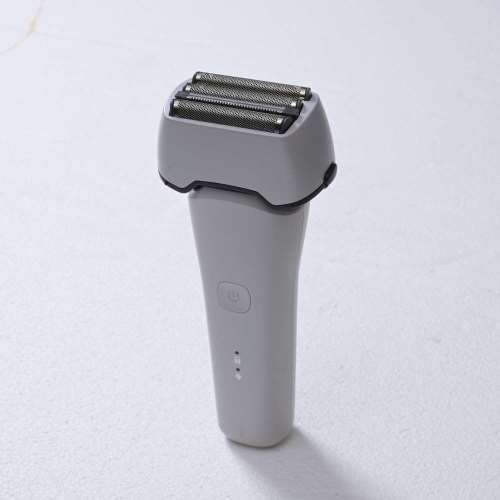 ４枚刃充電式シェーバー　ＨＳＹ‐０４ーＷ