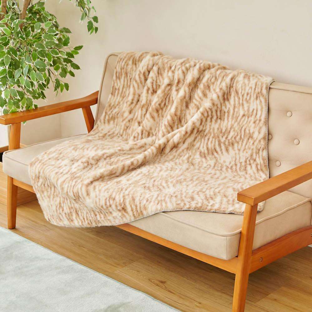 LIFELEX　ほぼネコミニ毛布　茶トラ　１４０×１００　カモブラウン