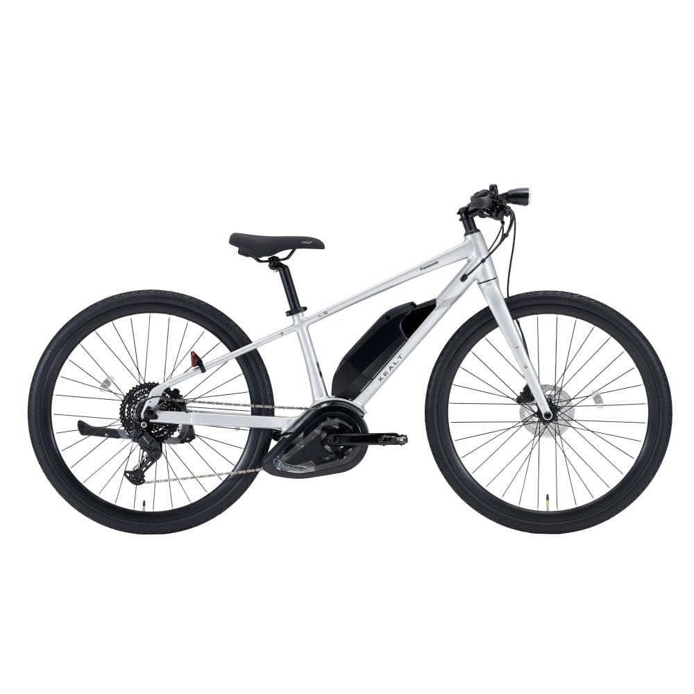 ７００C　ＸＥＡＬＴ　Ｌ３　電動アシスト自転車　外装8段 LEDビームランプ　フレームサイズ３９０ｍｍ　フォージドメタリックシルバー フォージドメタリックシルバー