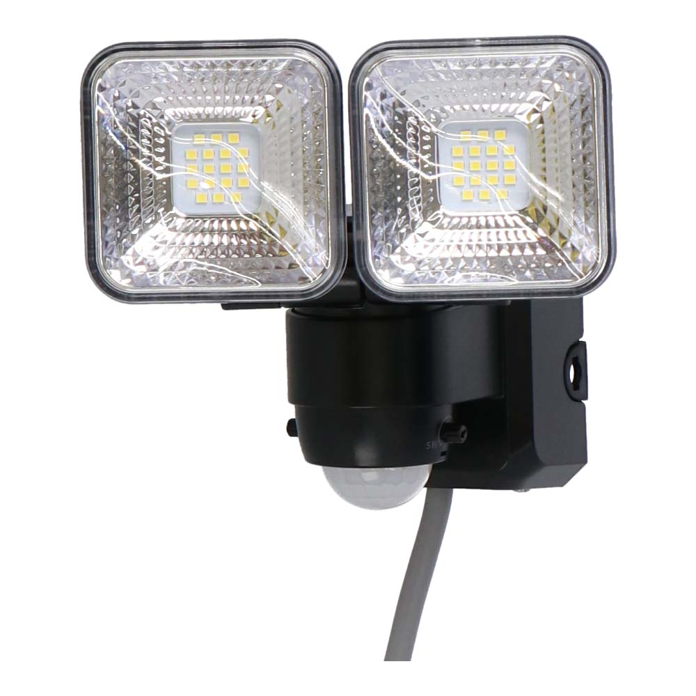 LIFELEX １２Ｗコンセント式センサーライト２灯タイプ　ＬＳＬ１０‐１６７０　ＡＣ