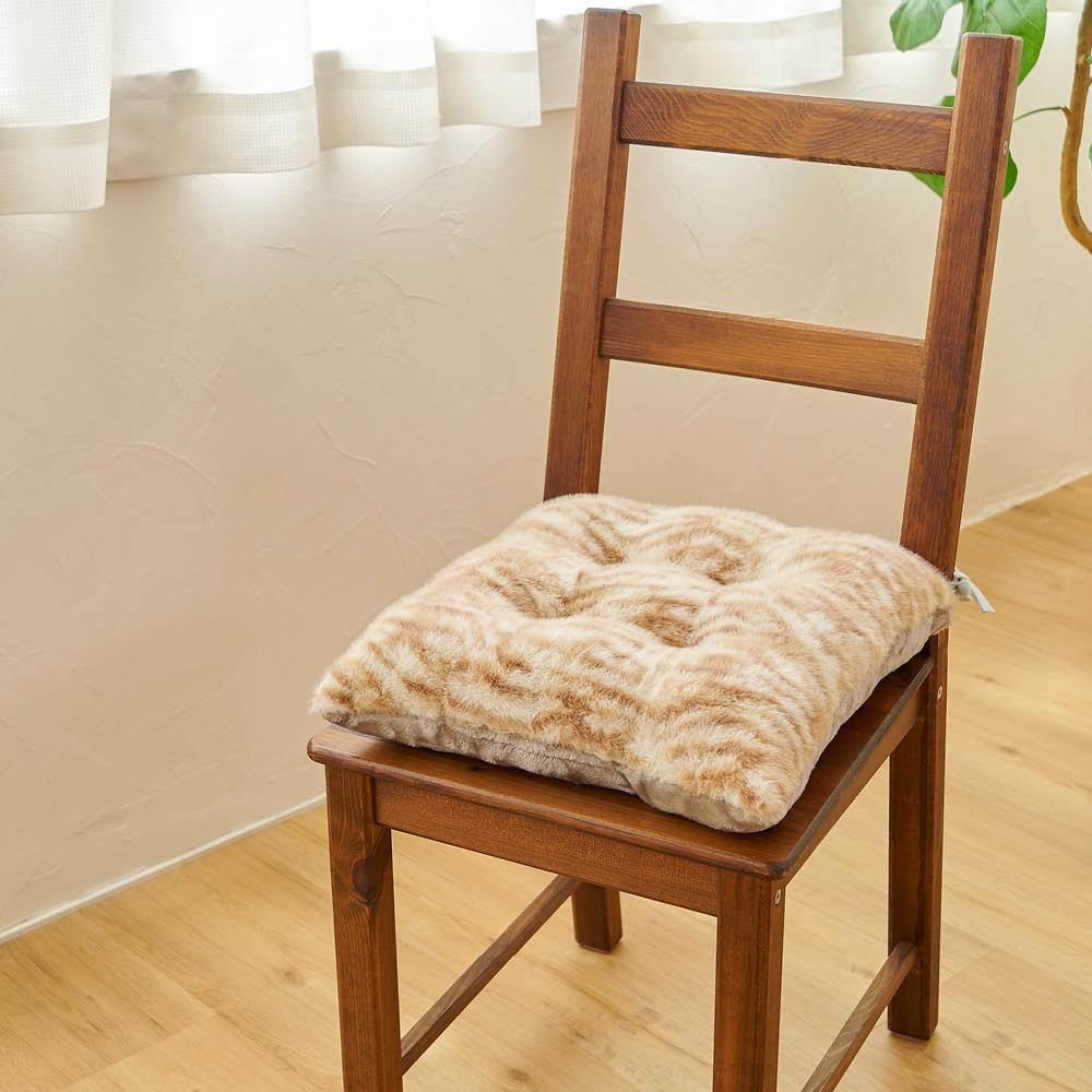 LIFELEX　ほぼネコシートクッション　チャトラ　４０×４０　カモブラウン チャトラ