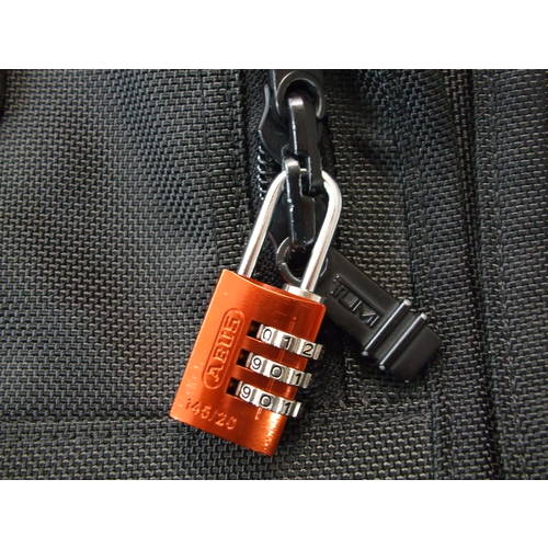 ■ＡＢＵＳ　ナンバー可変式南京錠　１４５－２０　グリーン 14520GR