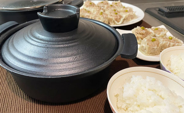 【やってみた！】土鍋風アルミ鍋でご飯を炊いてみた！鍋だと早く炊けて嬉しい！