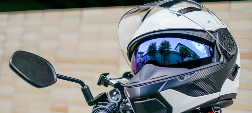 バイクヘルメット イメージ